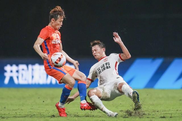 气质丝袜秘书ol办公室激情